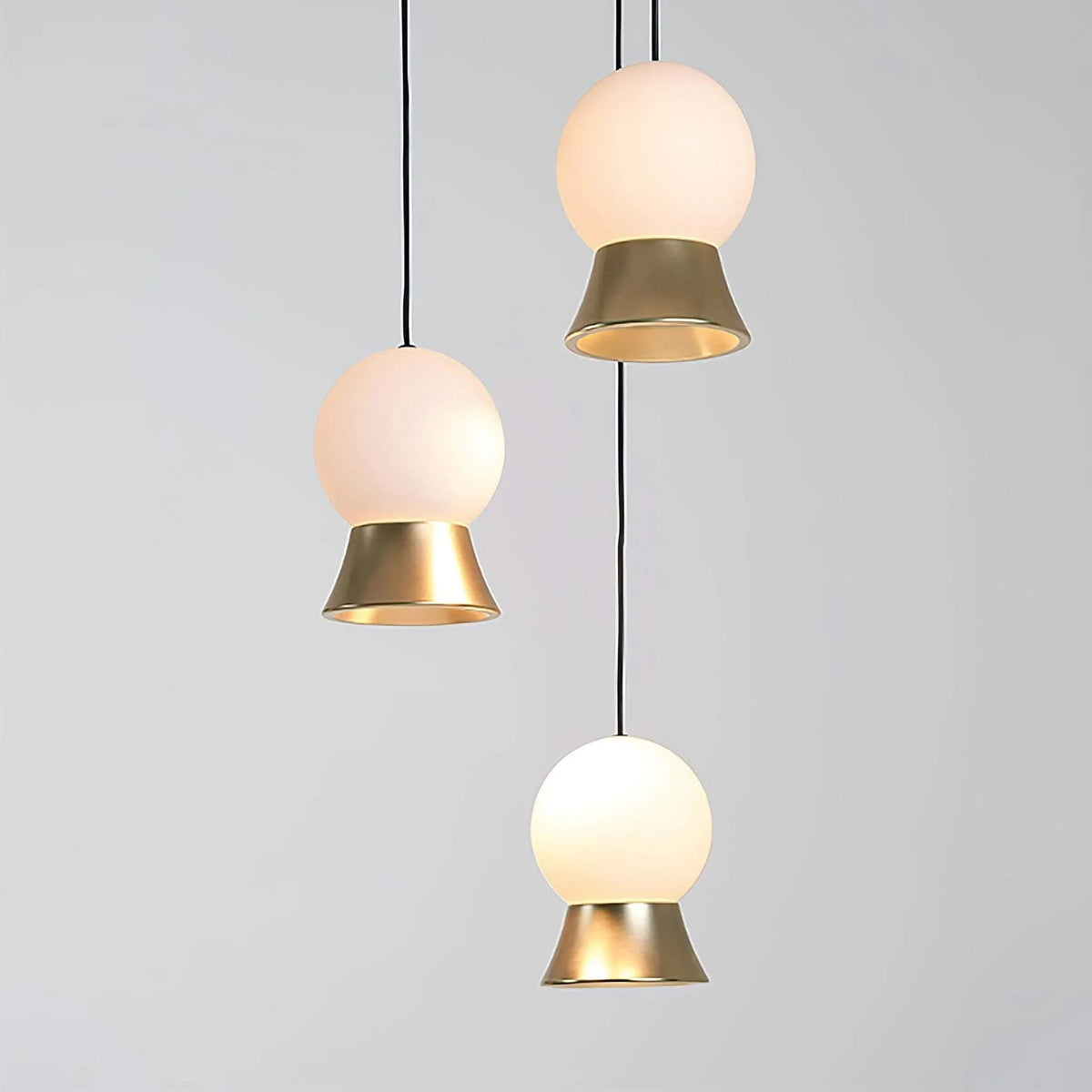 Metavaya Pendant lamp 3 Lights L 20cm x H 150cm / ∅ 7.9″ x H 59.1″ / Gold / Warm White Fuji Pendant Lamp 662668841779 M2023122104-3 Fuji Pendant Lamp | Special Sale