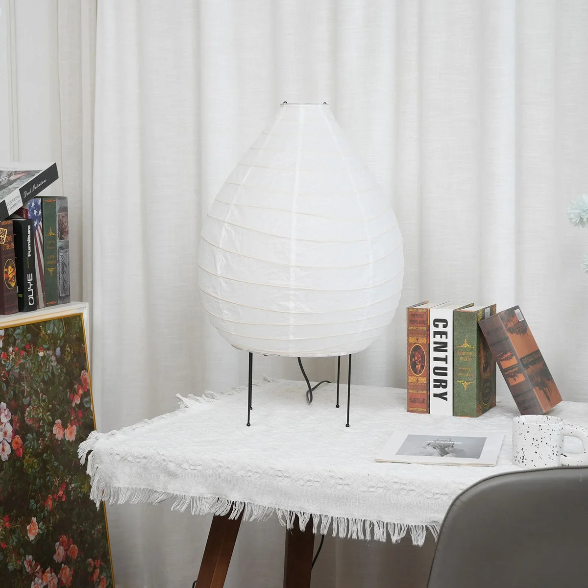 Washi Paper 22N Table Lamp - view 3 | Metavaya