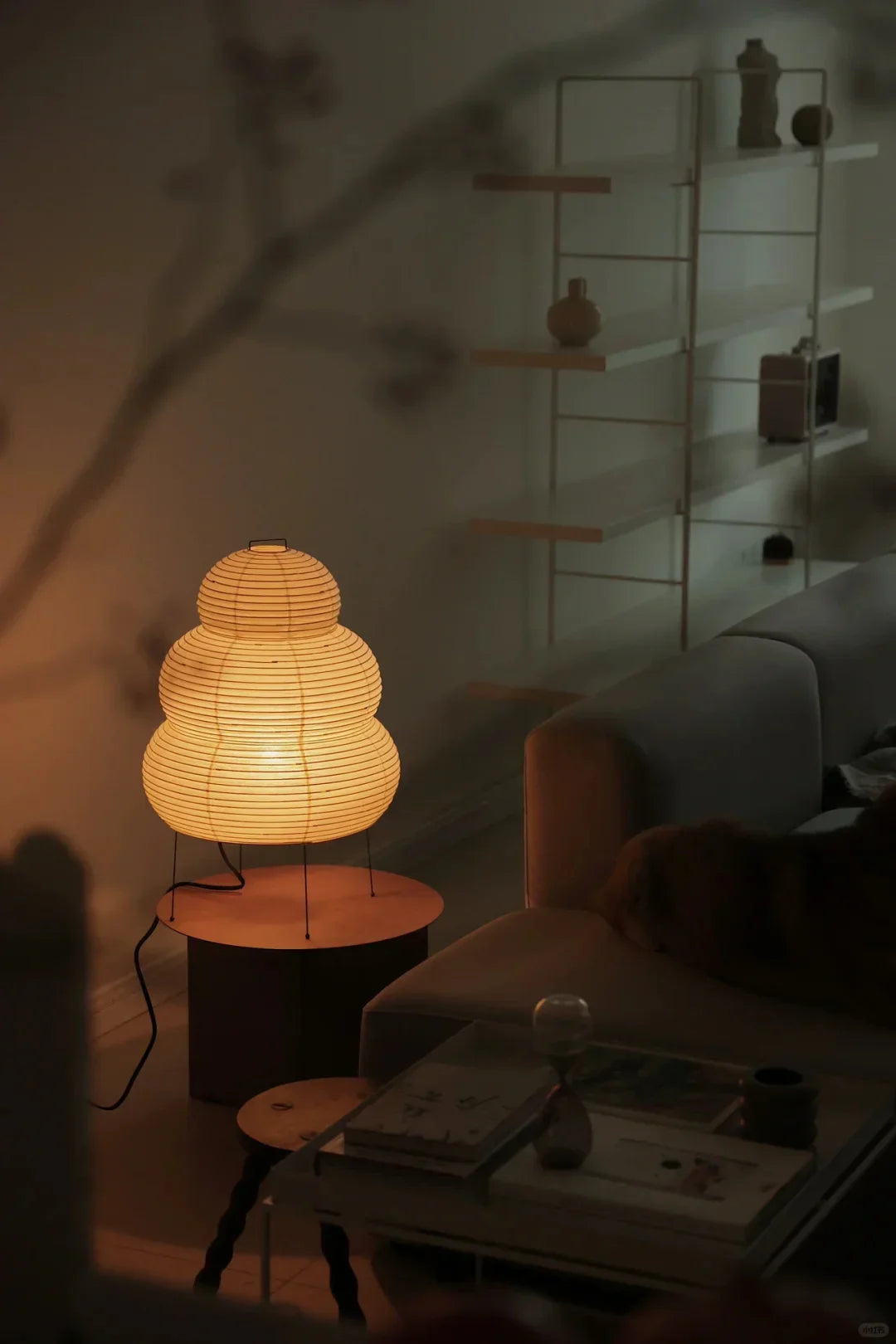 Washi Paper 25N Table Lamp - view 7 | Metavaya