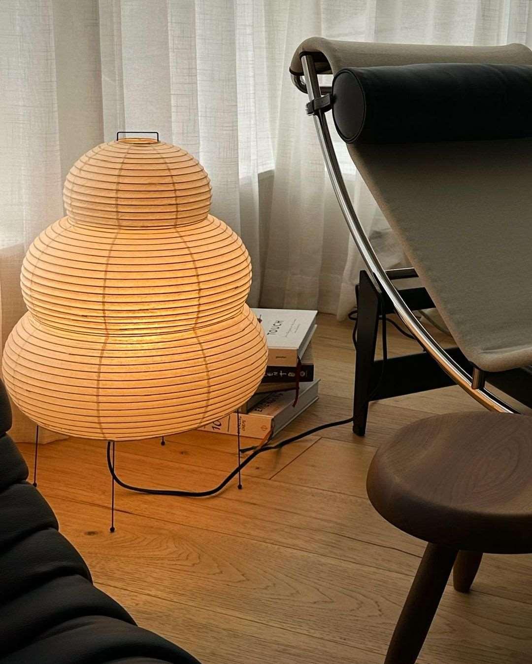 Washi Paper 25N Table Lamp - view 3 | Metavaya