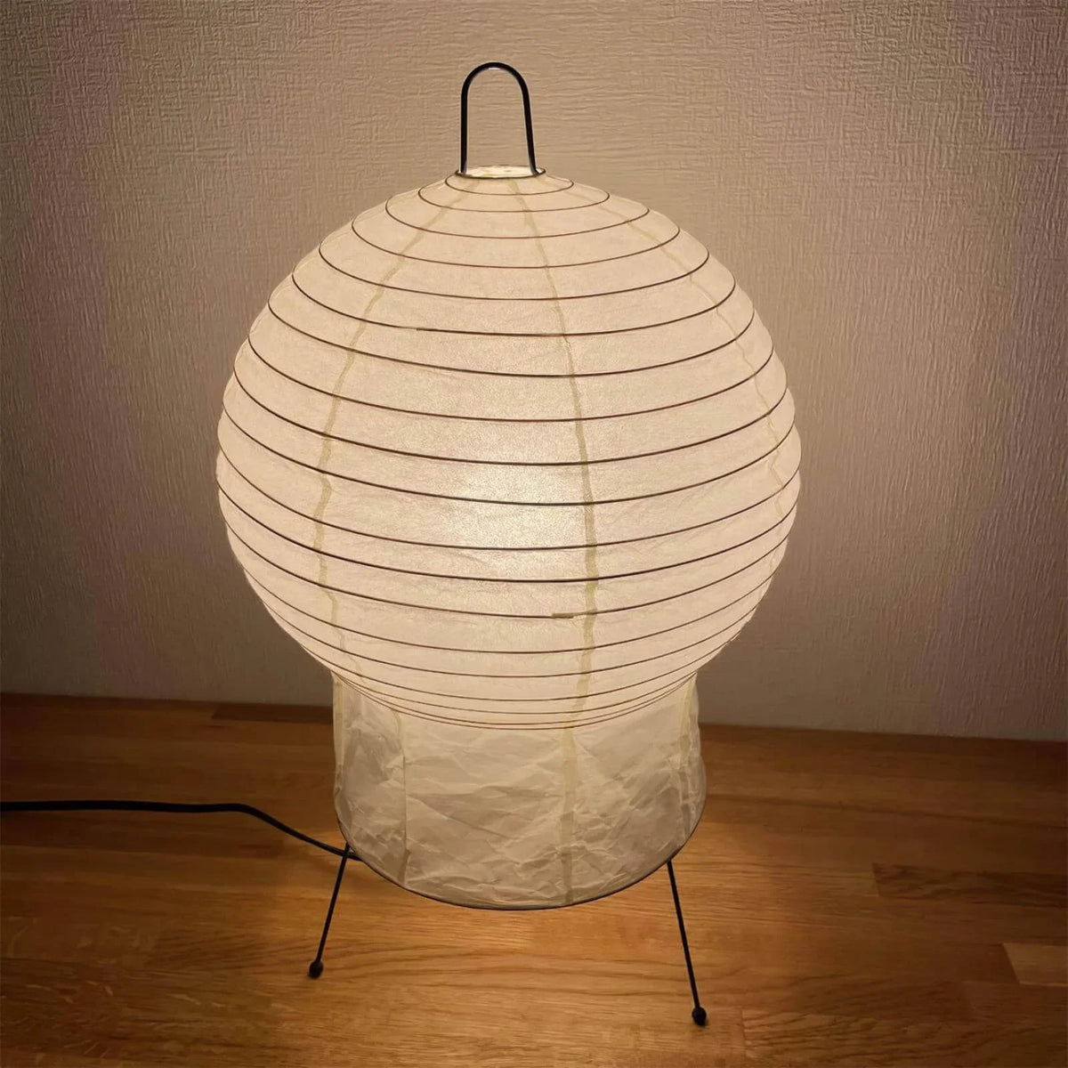 Washi Paper 2N Table Lamp - view 7 | Metavaya