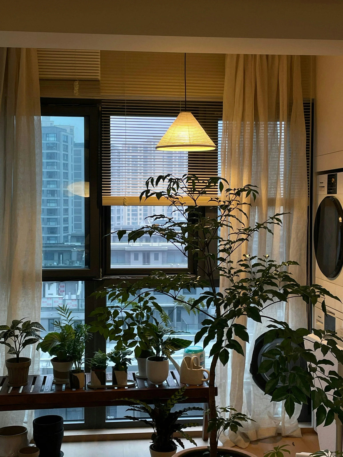 Pyramid Pendant Lamp - view 13 | Metavaya