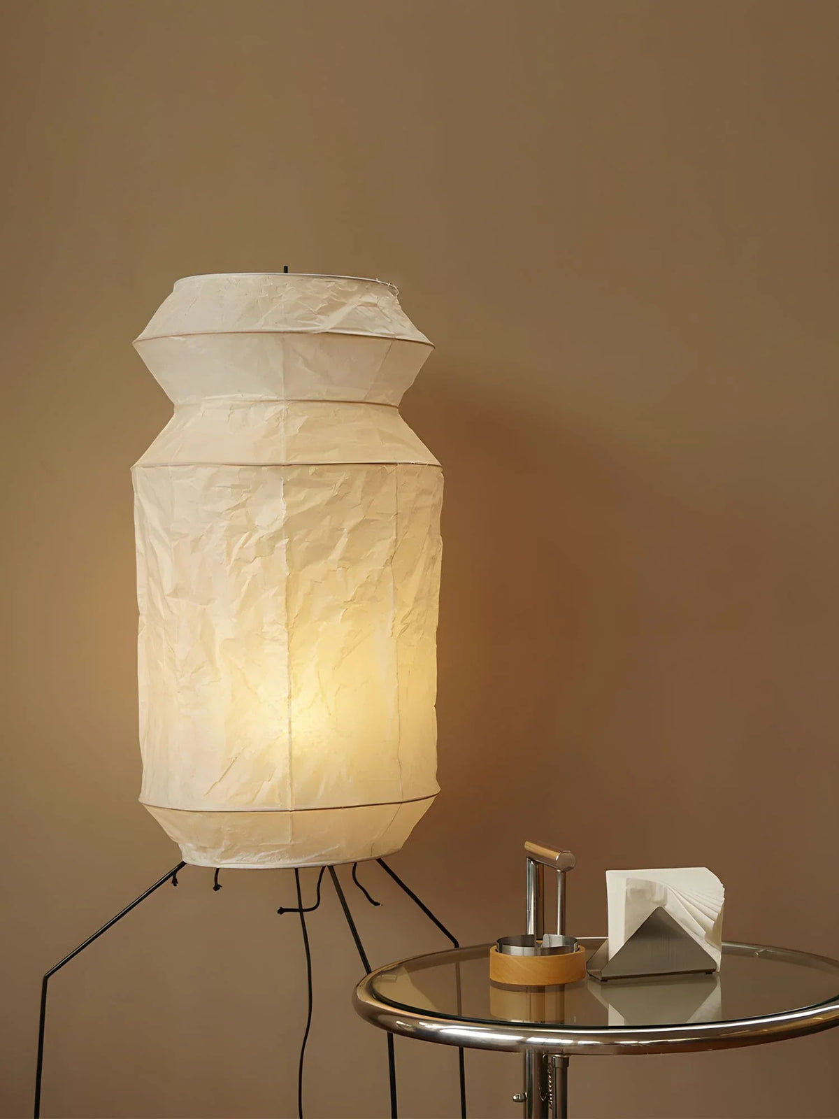 Akari UF3-L6 Floor Lamp - view 5 | Metavaya