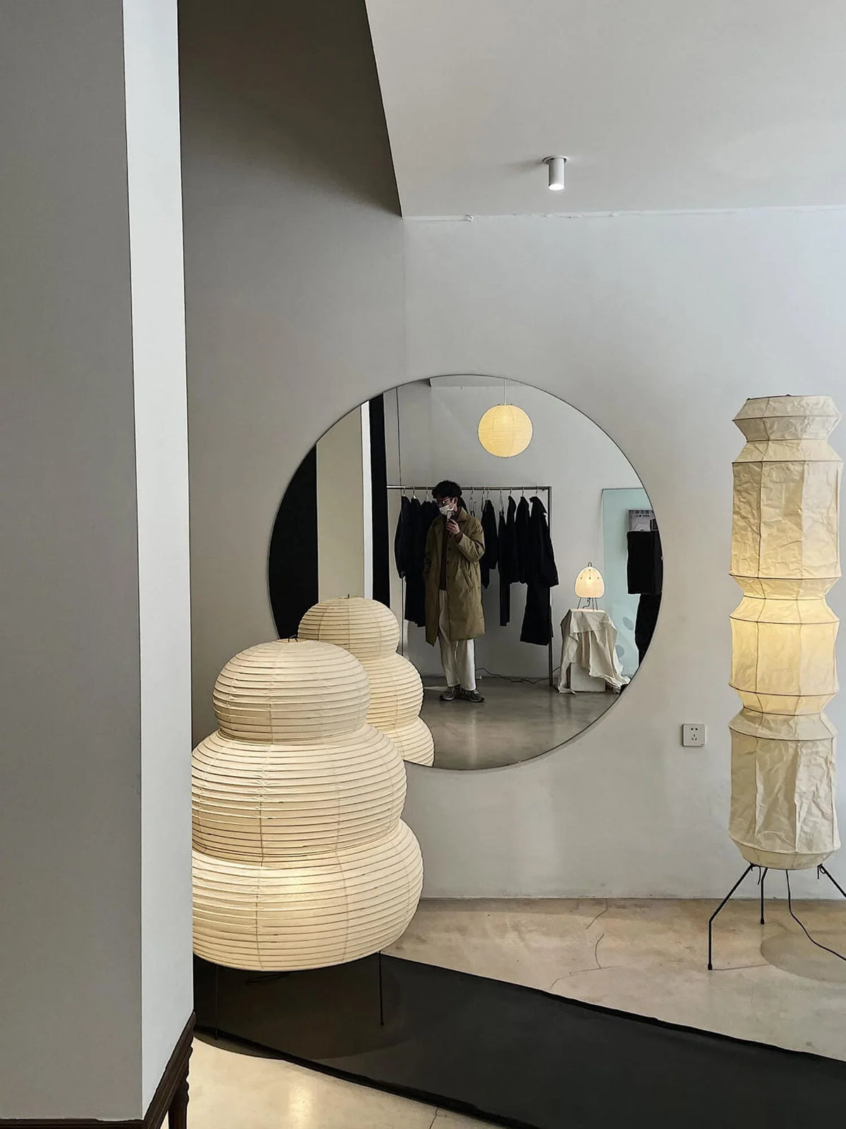 Washi Paper UF4-L6 Floor Lamp - view 19 | Metavaya