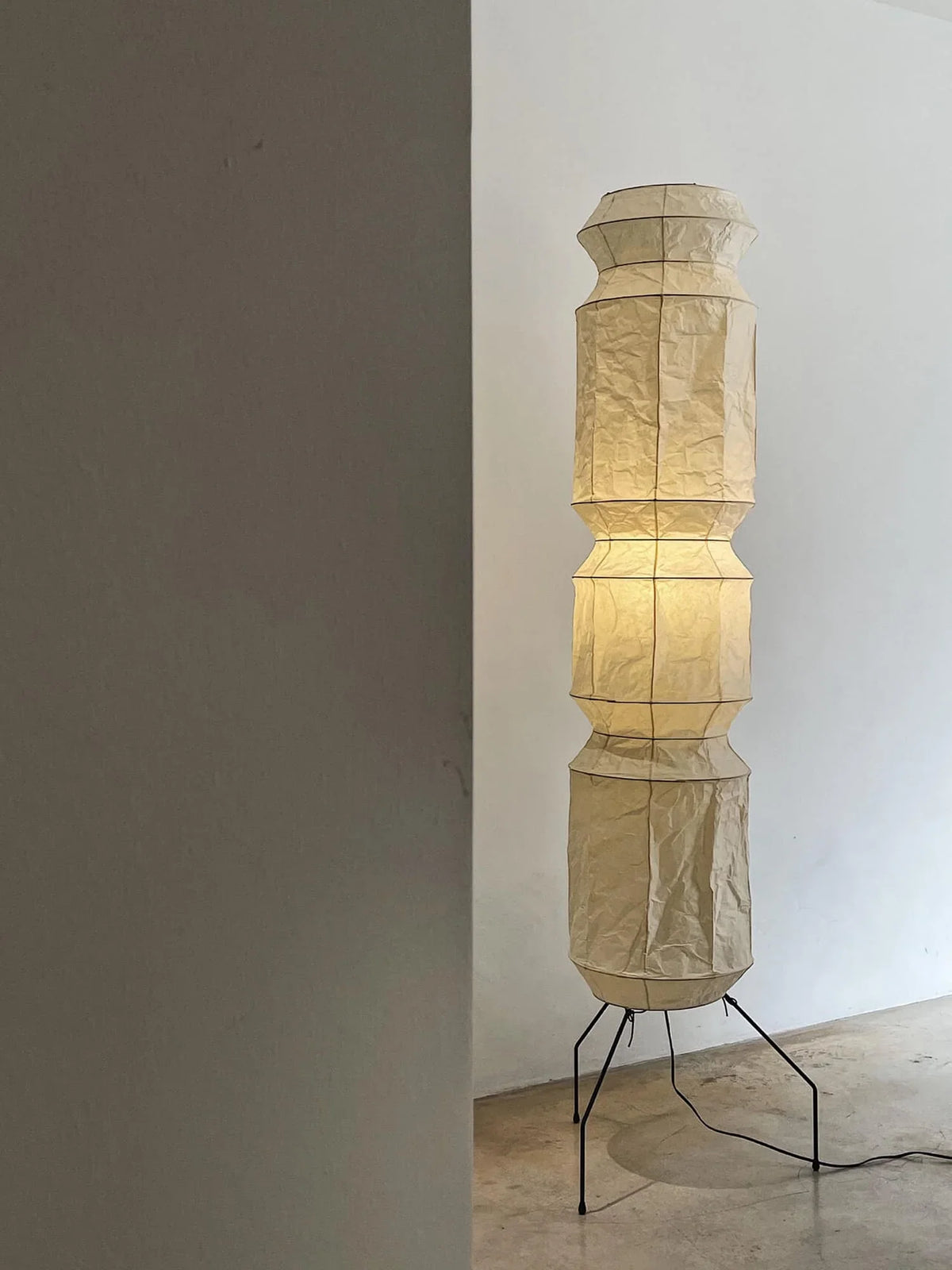 Washi Paper UF4-L6 Floor Lamp - view 13 | Metavaya