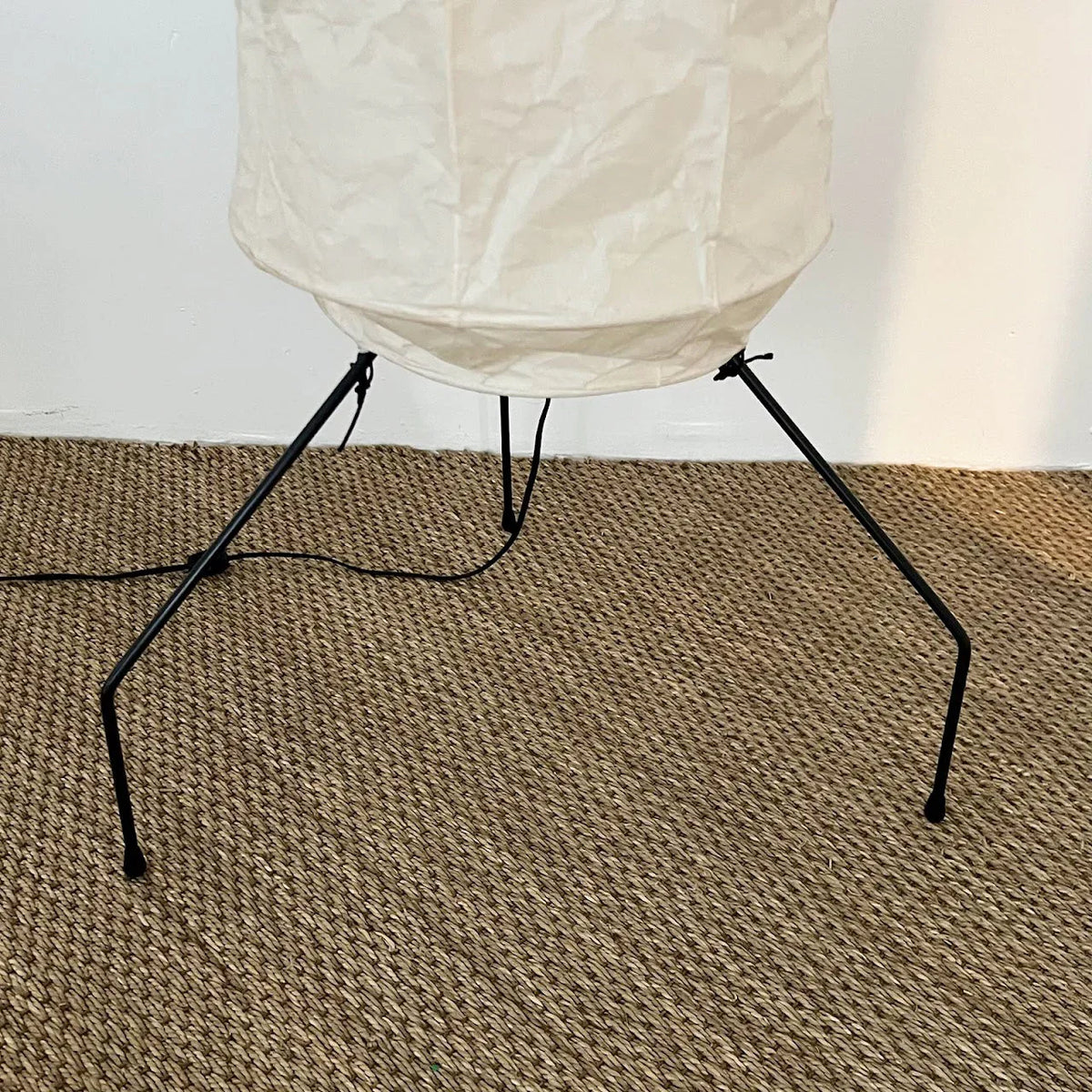 Washi Paper UF4-L6 Floor Lamp - view 8 | Metavaya