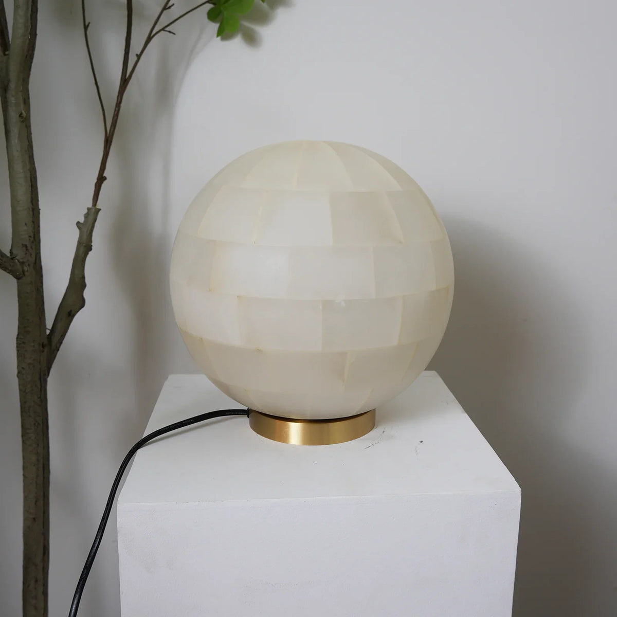 Alabaster Spherical Table Lamp - view 4 | Metavaya