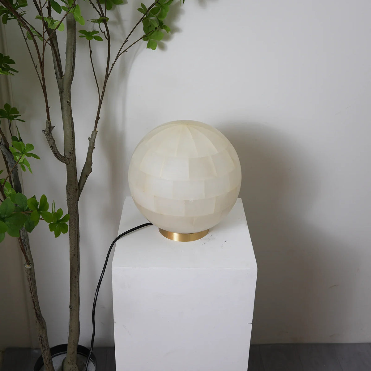 Alabaster Spherical Table Lamp - view 7 | Metavaya