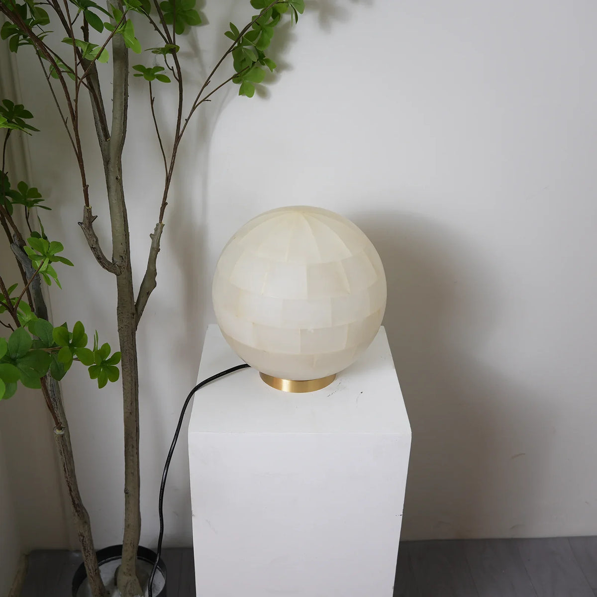 Alabaster Spherical Table Lamp - view 8 | Metavaya
