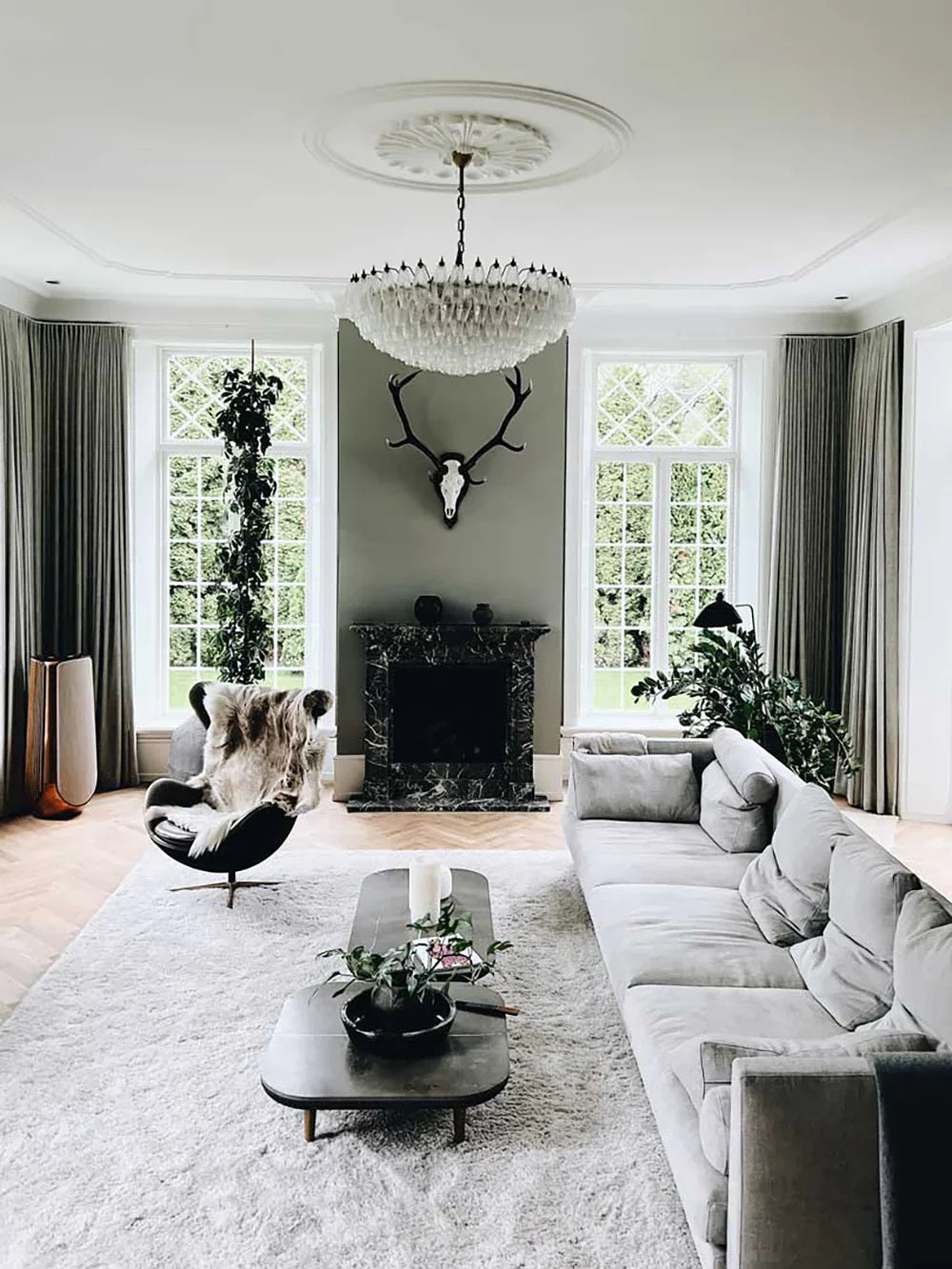 Faceted Transparent Chandelier - view 12 | Metavaya
