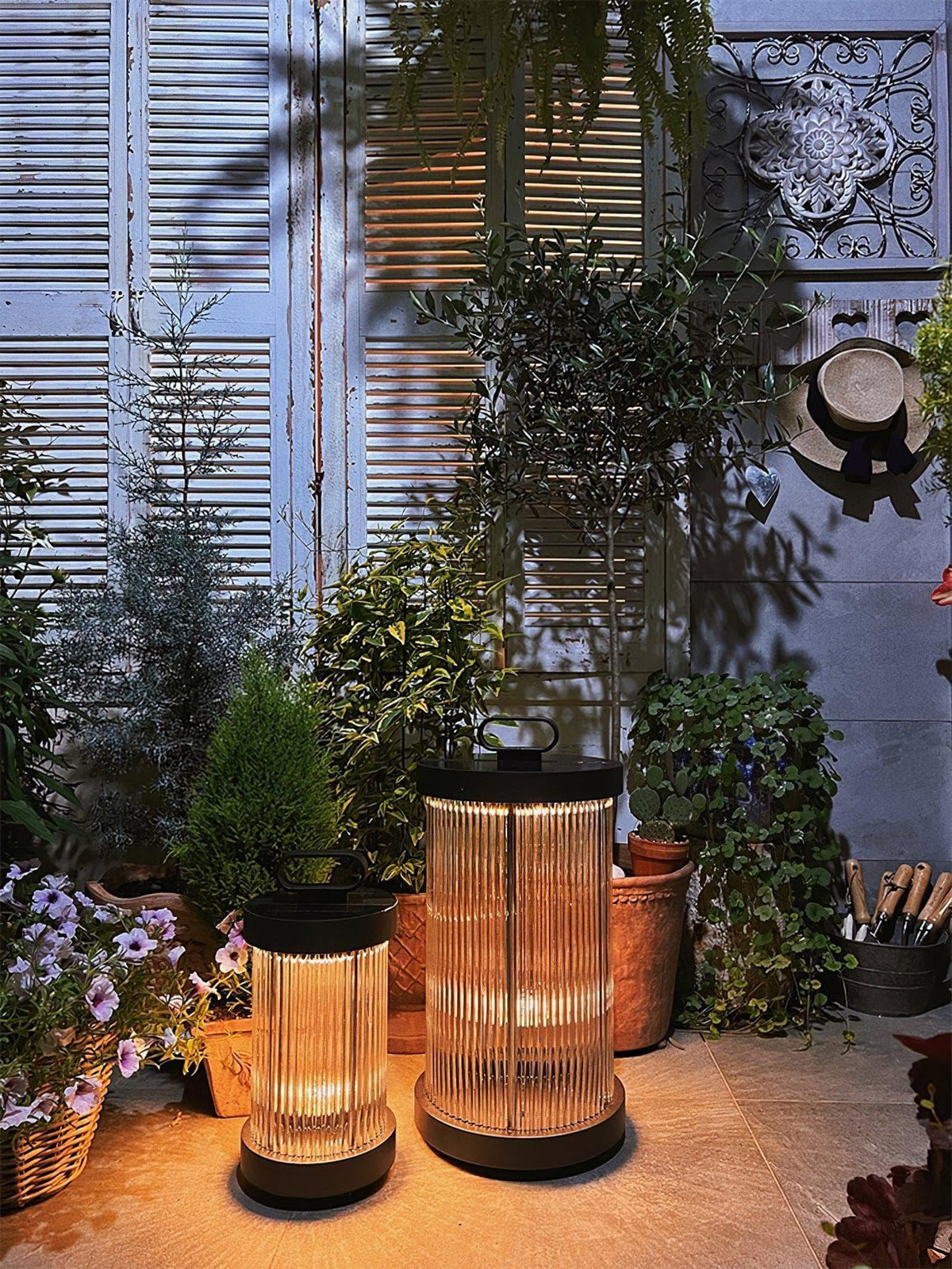 Metavaya Floor lamp Ambient Line Lantern Garden Lights