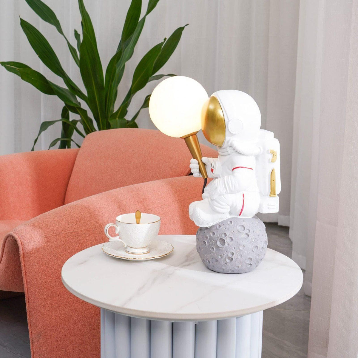 Metavaya Table lamp Astronaut Table Lamp