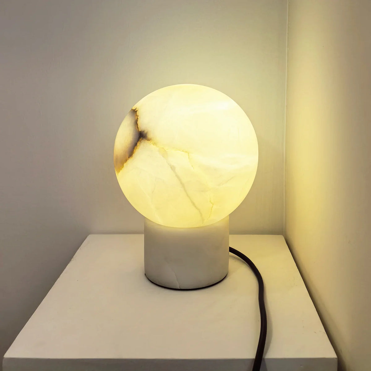 Ball Alabaster Table Lamp - view 12 | Metavaya