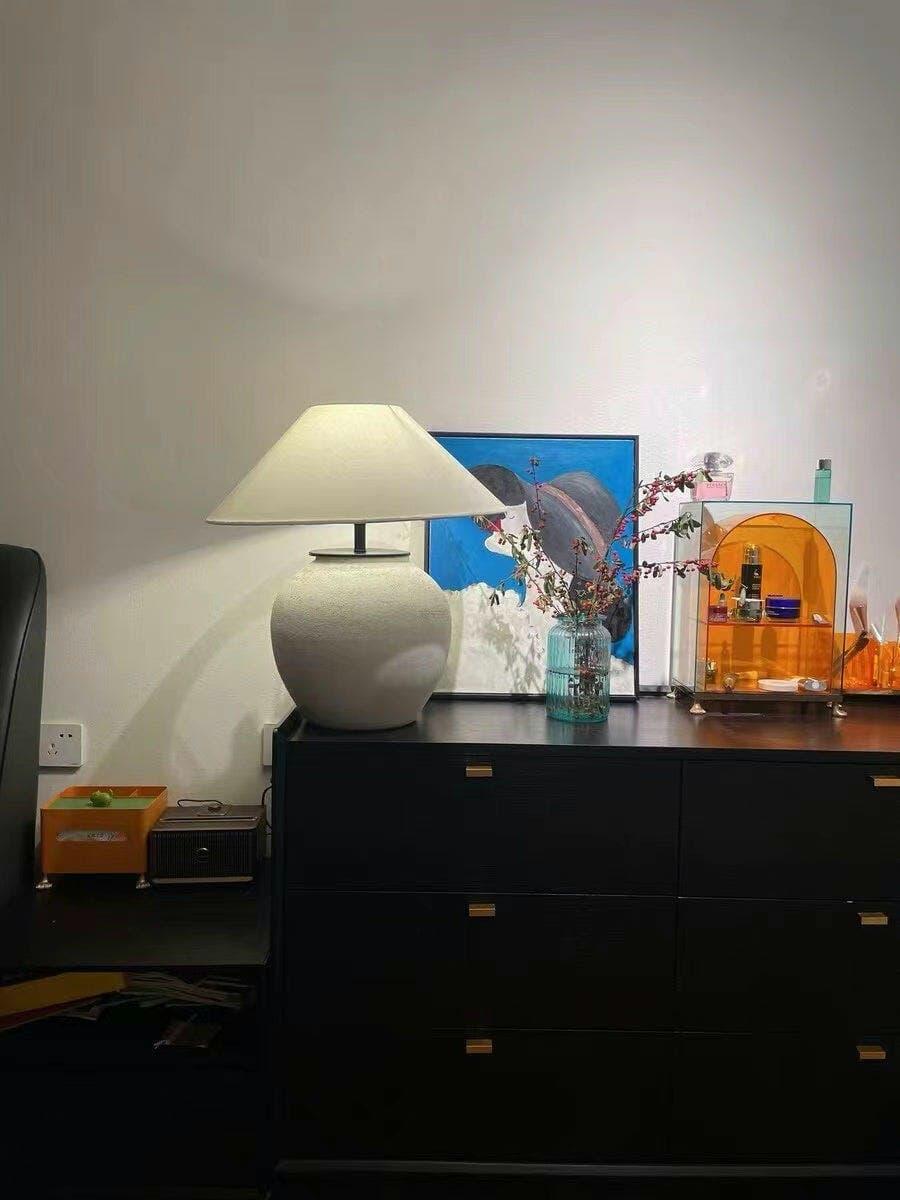 Metavaya Table lamp Black Mud Table Lamp