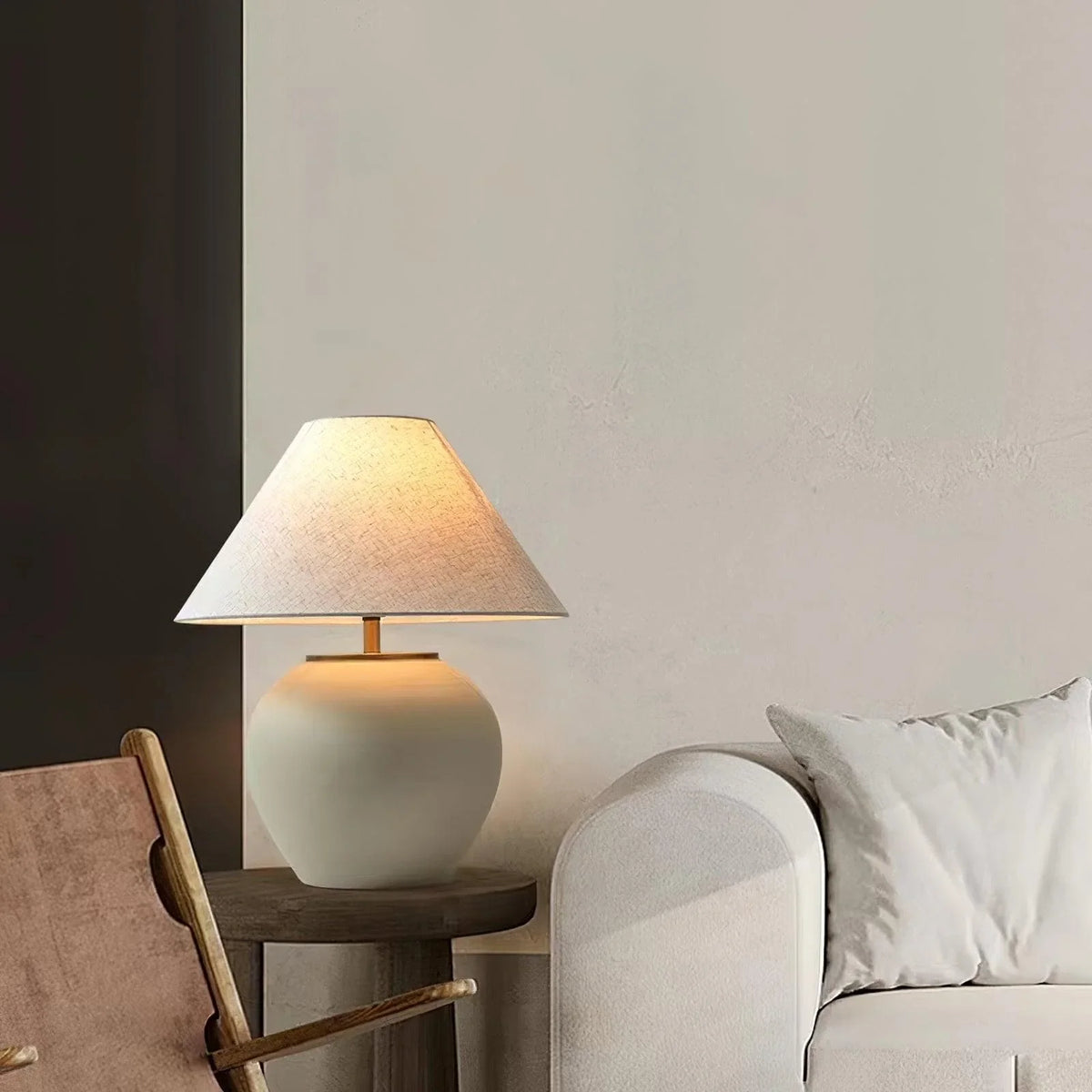 Metavaya Table lamp Black Mud Table Lamp