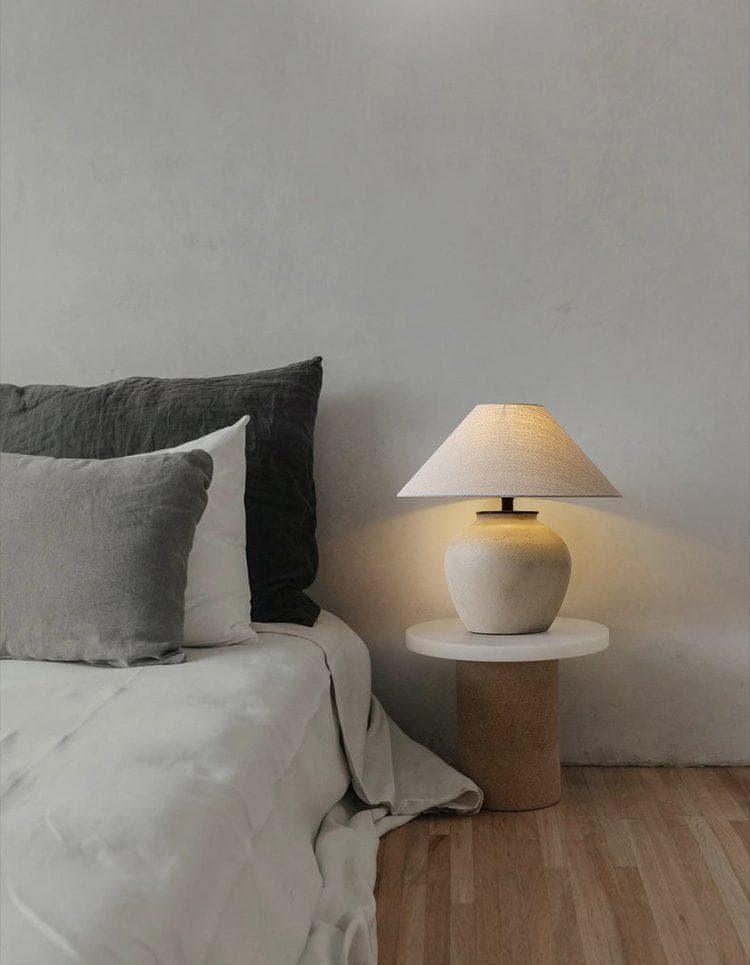 Metavaya Table lamp Black Mud Table Lamp