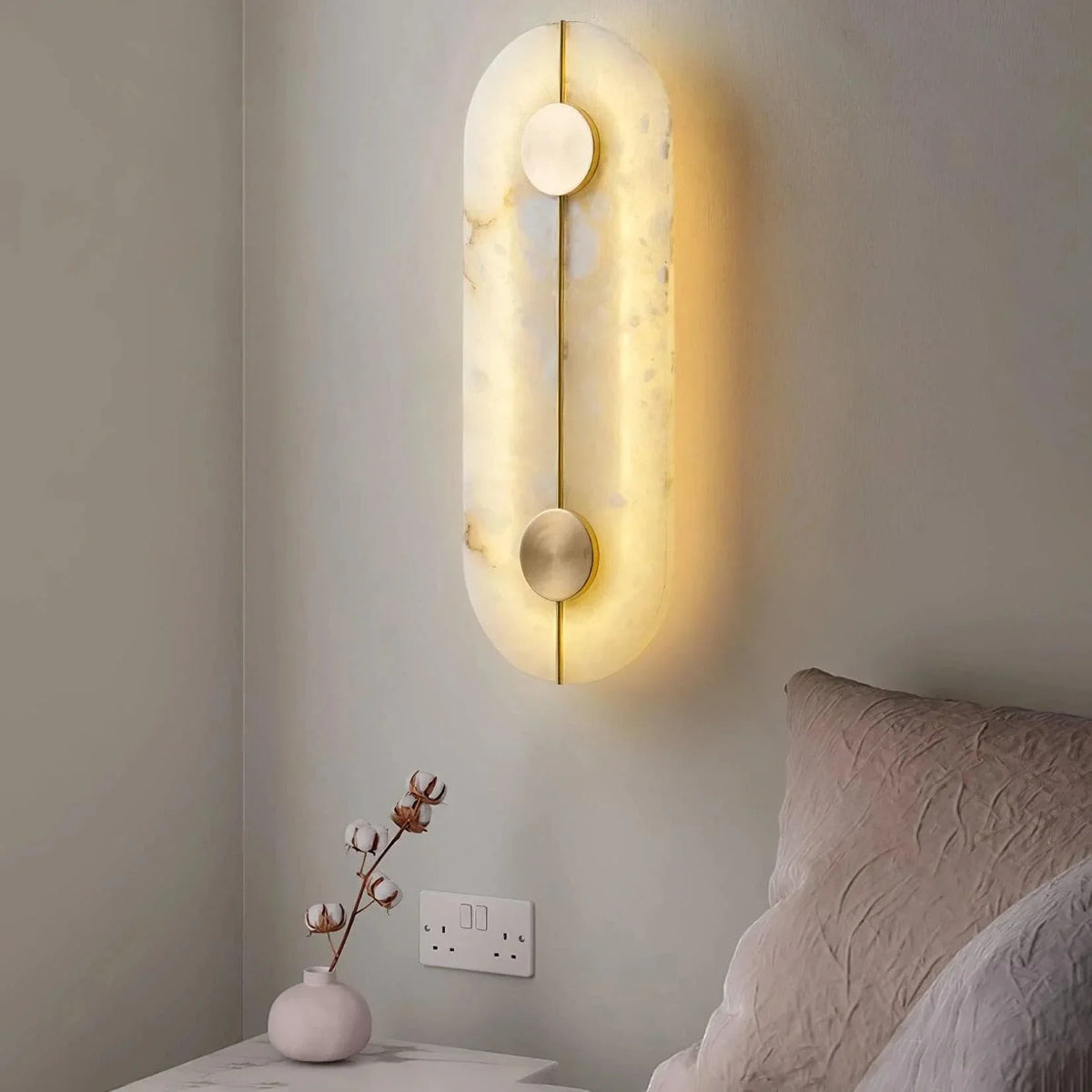 Metavaya Wall lamp Brace Wall Lamp