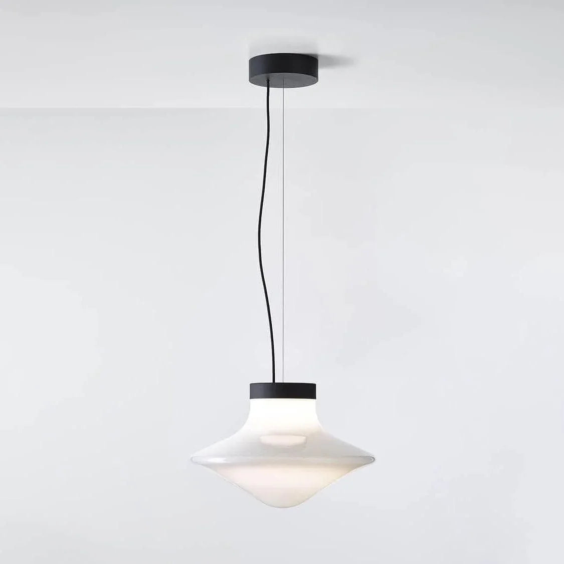 Metavaya Pendant lamp Dia 34.6cm x H 23.5cm / 13.4" x H 9.3" / Opaline / Warm light Brokis Trottola Pendant Light 662668877587 M202403213-1 Glass Brokis Trottola Pendant Light