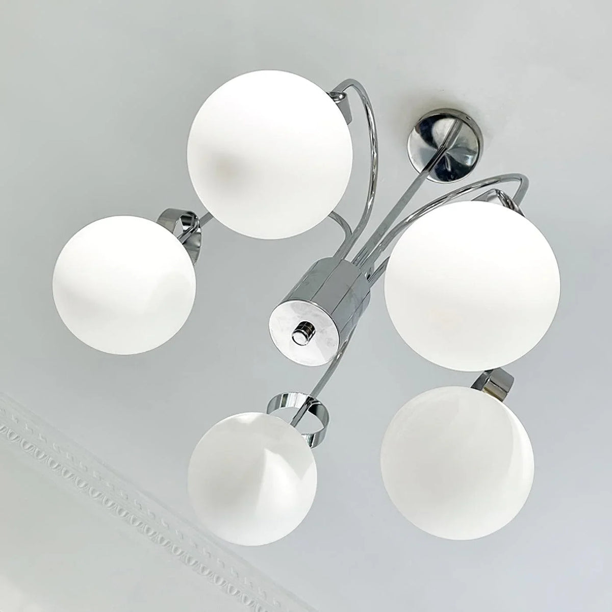 Metavaya Chandelier Carisa Collection Chandelier