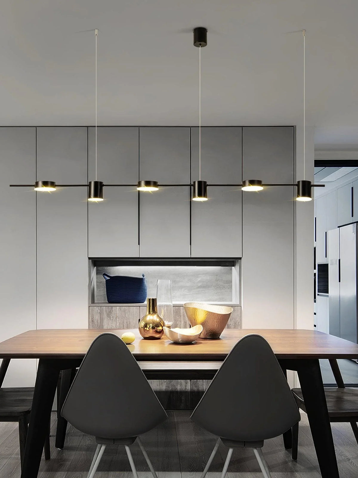 Metavaya Chandelier Counterpoint LED Linear Chandelier