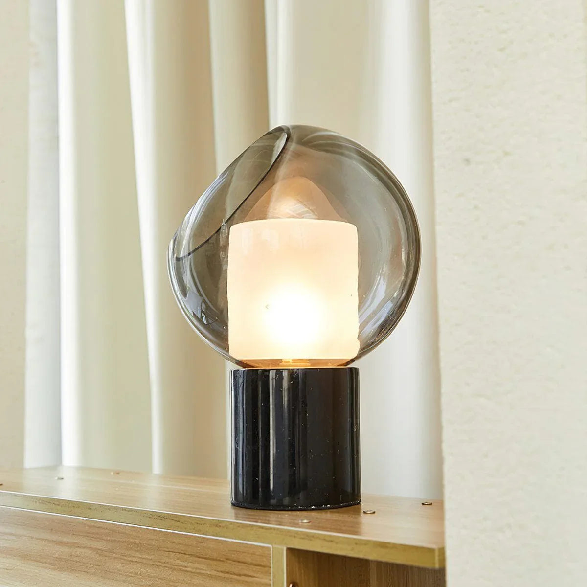 Metavaya Table lamp Dome Evedal Glass Table Lamp