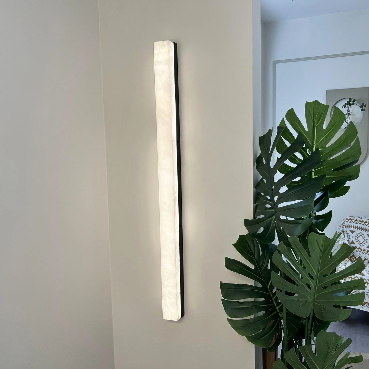 Emerson Wall Lamp | Metavaya