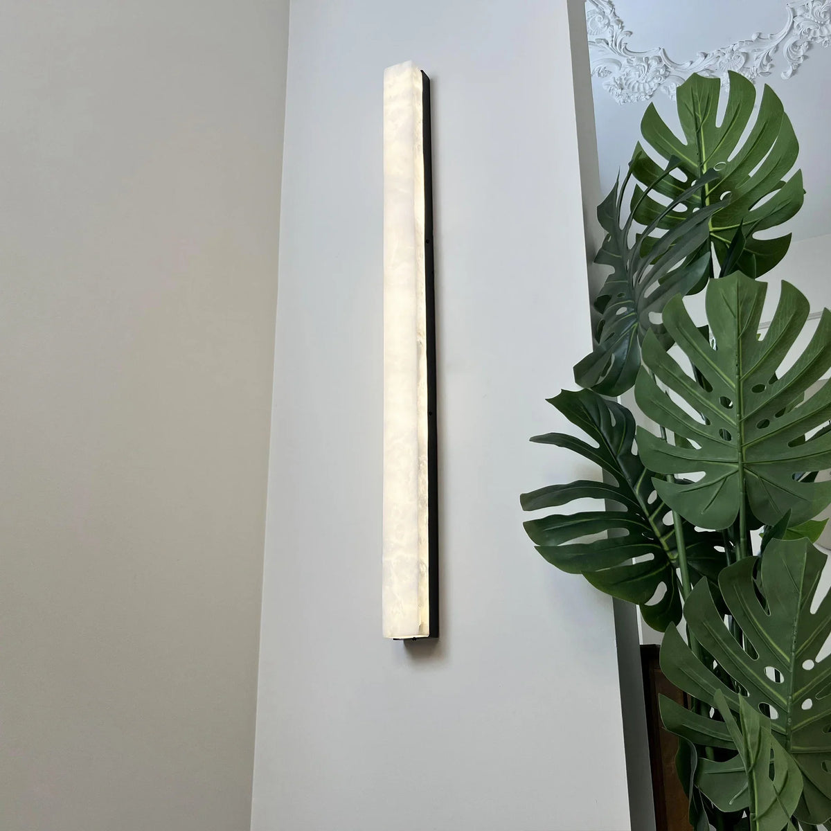 Emerson Wall Lamp - view 2 | Metavaya