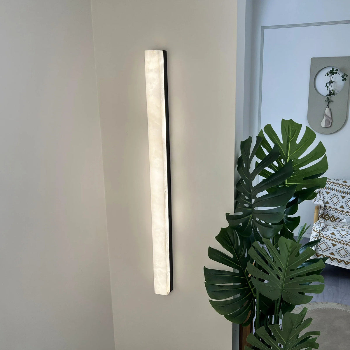 Emerson Wall Lamp - view 7 | Metavaya