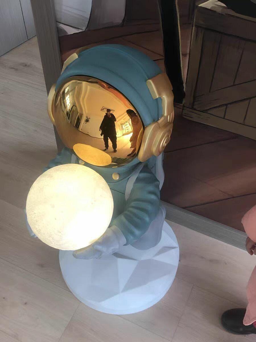 Metavaya Floor lamp Fantasy Astronaut Floor lamp
