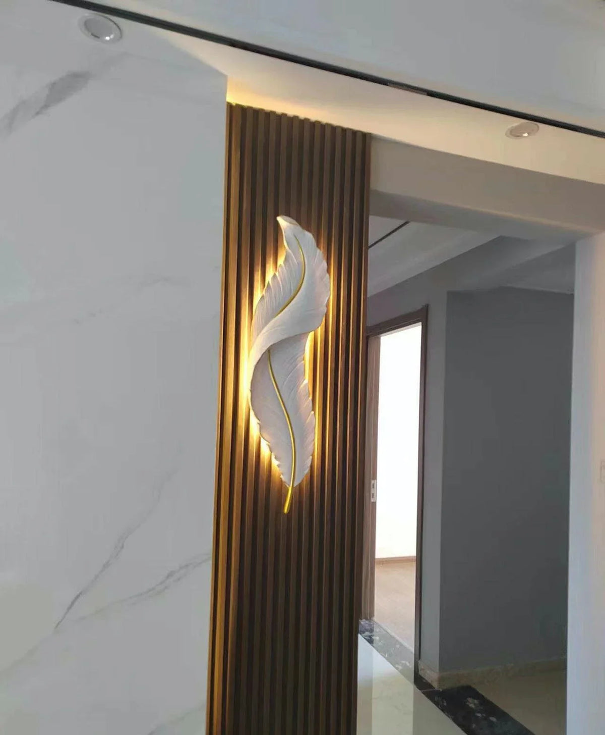 Metavaya Wall lamp Feather Wall Lamp Feather Wall Lamp|Design Style