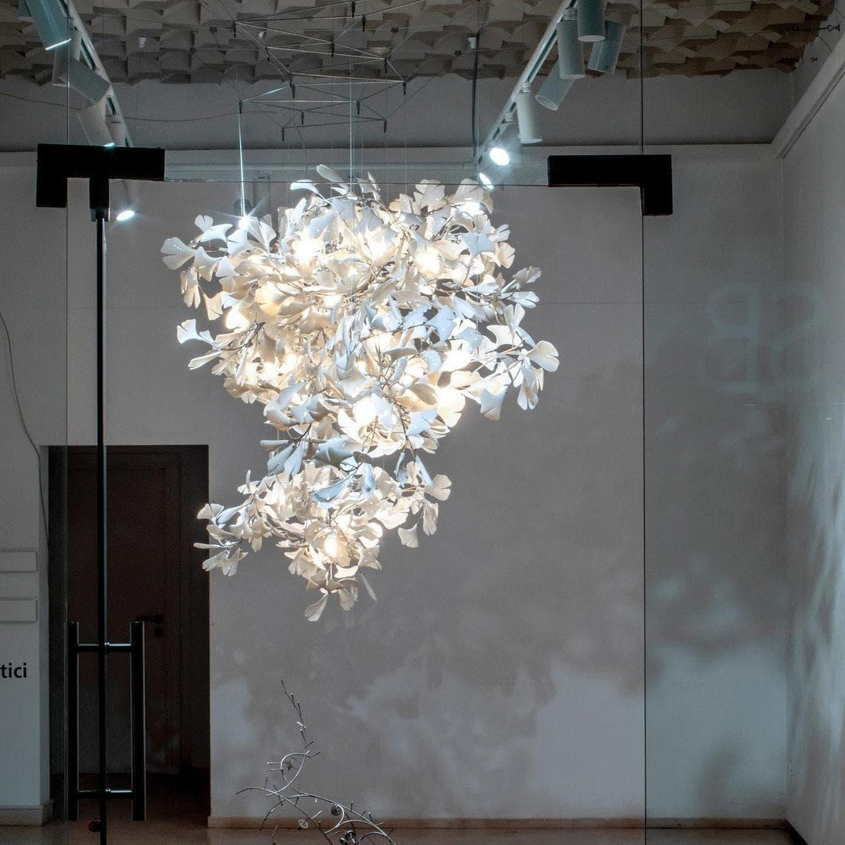Metavaya Chandelier Gingko Chandelier A