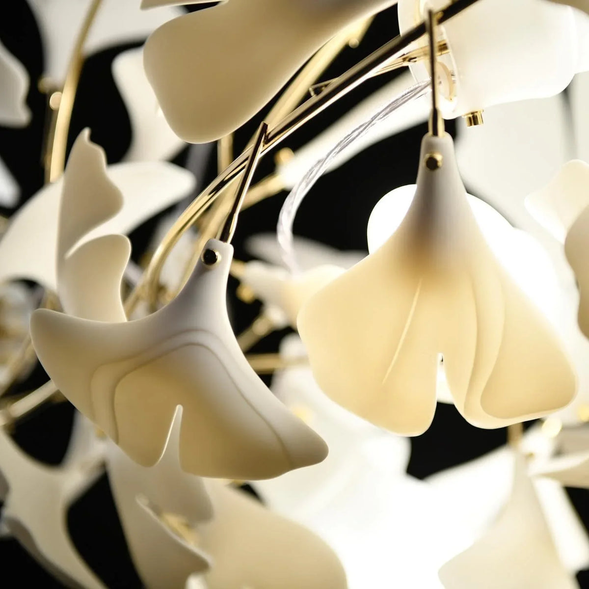 Metavaya Chandelier Gingko Chandelier A