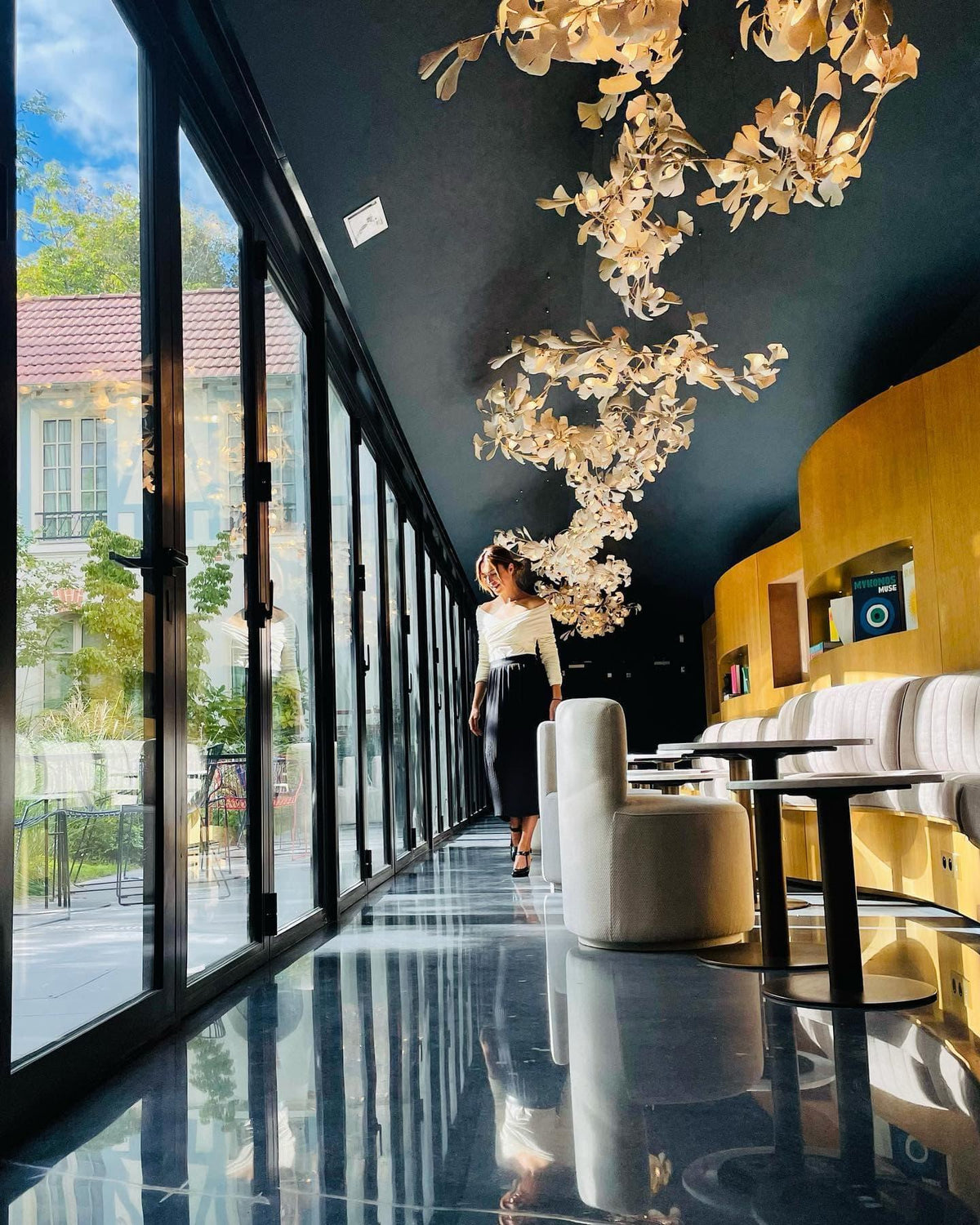 Metavaya Chandelier Gingko Chandelier A
