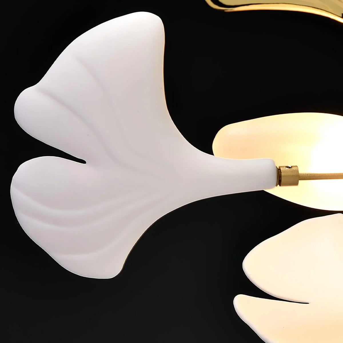 Metavaya Chandelier Gingko Chandelier B