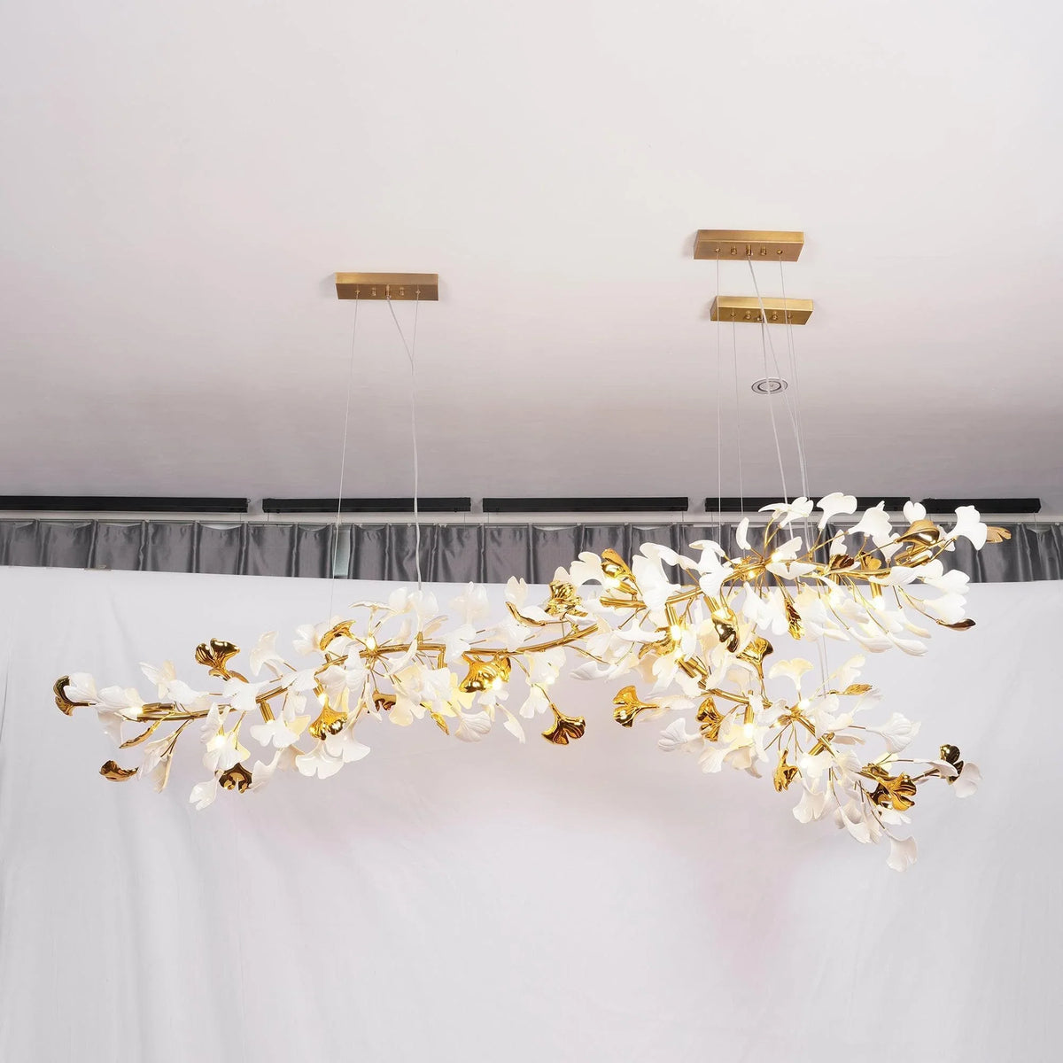 Metavaya Chandelier Gingko Chandelier A