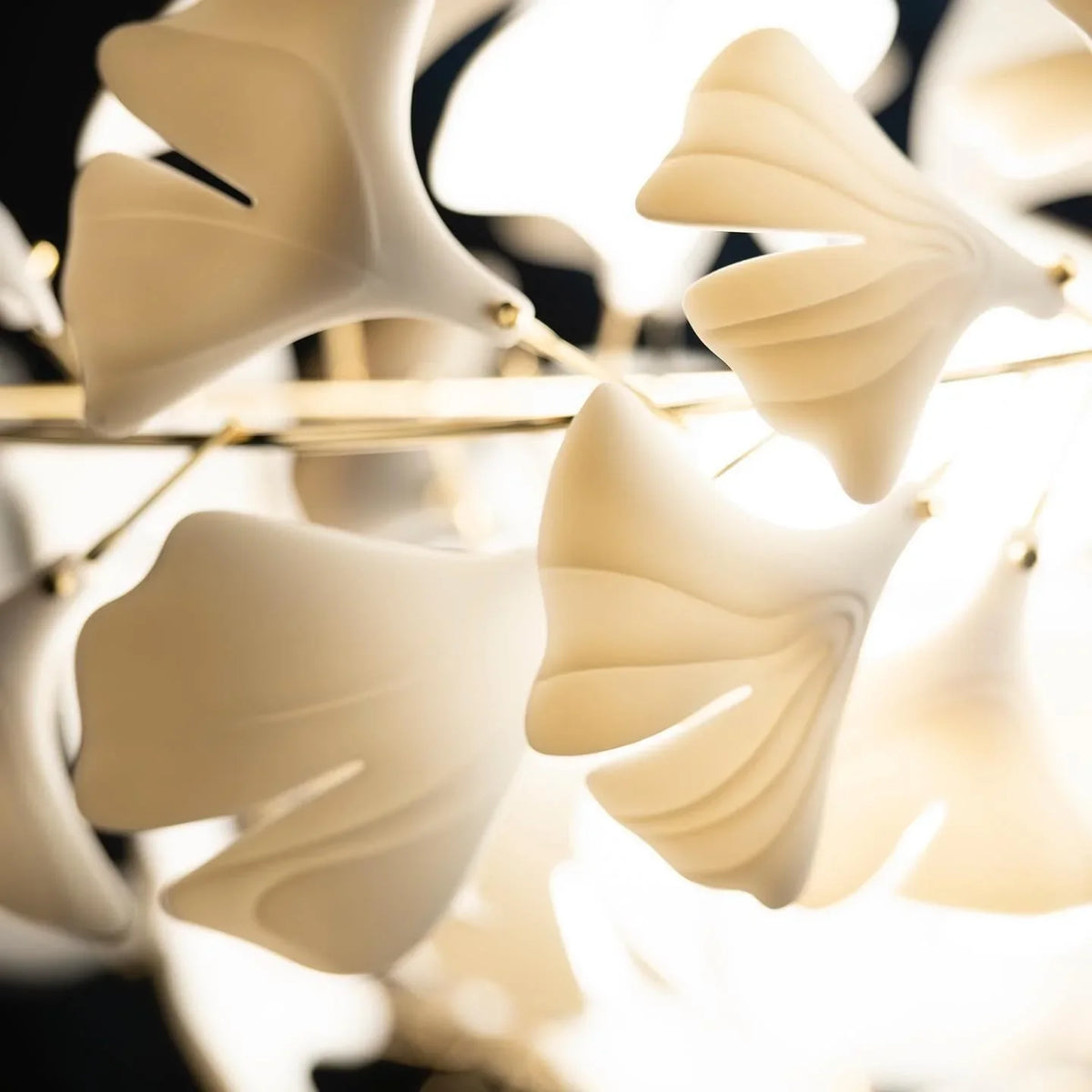 Metavaya Chandelier Gingko Chandelier C