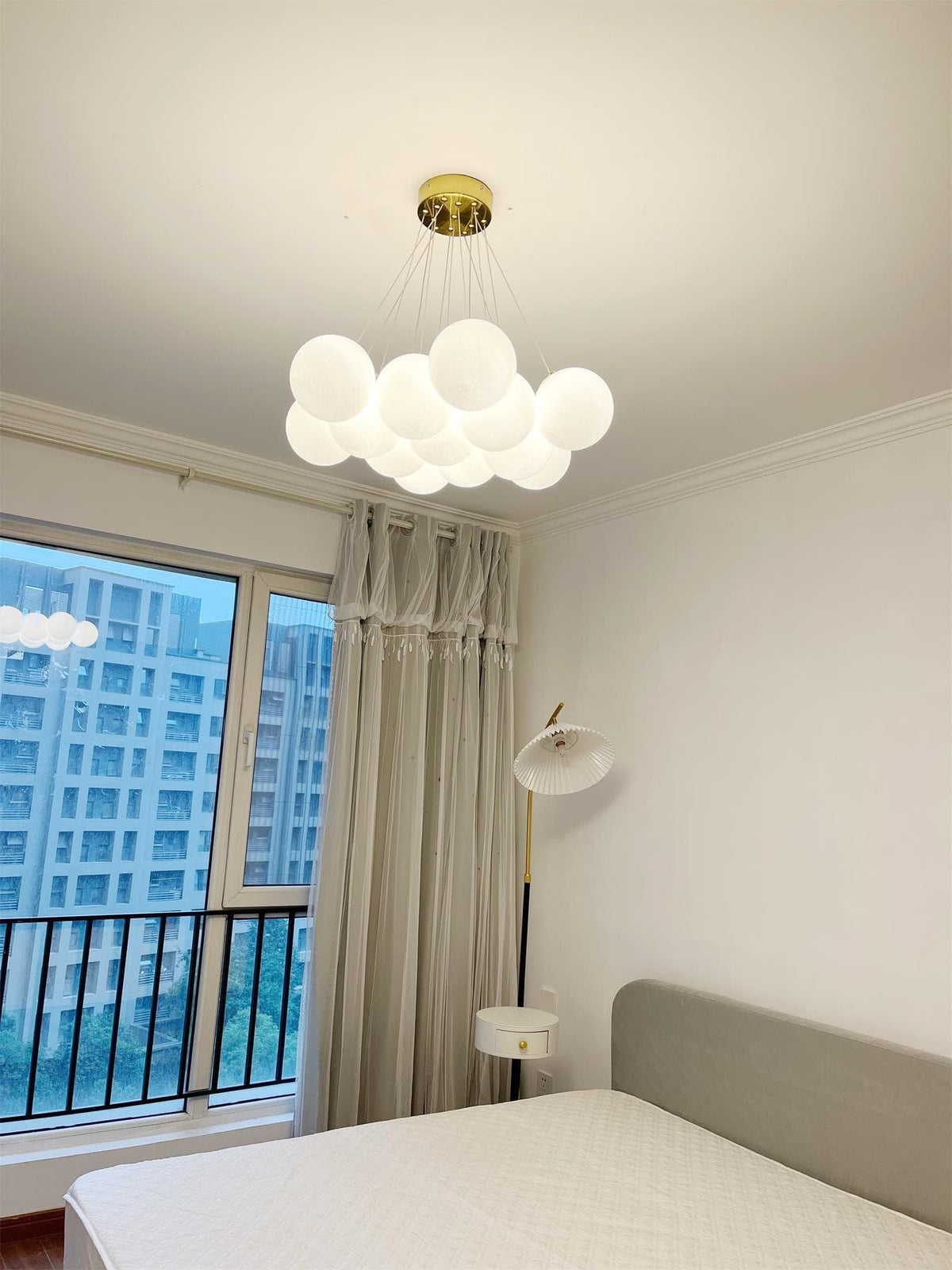 Metavaya Chandelier Glass Cluster Chandelier