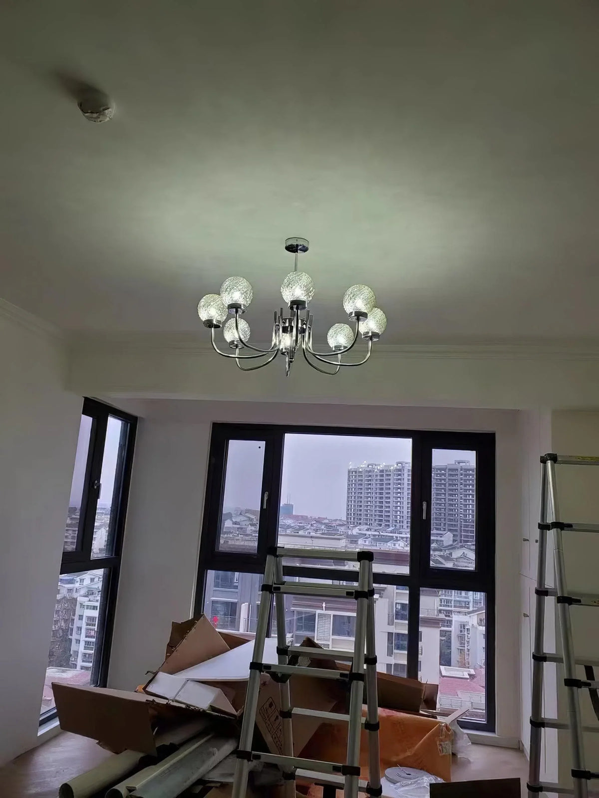 Metavaya Chandelier Hamilton Chandelier