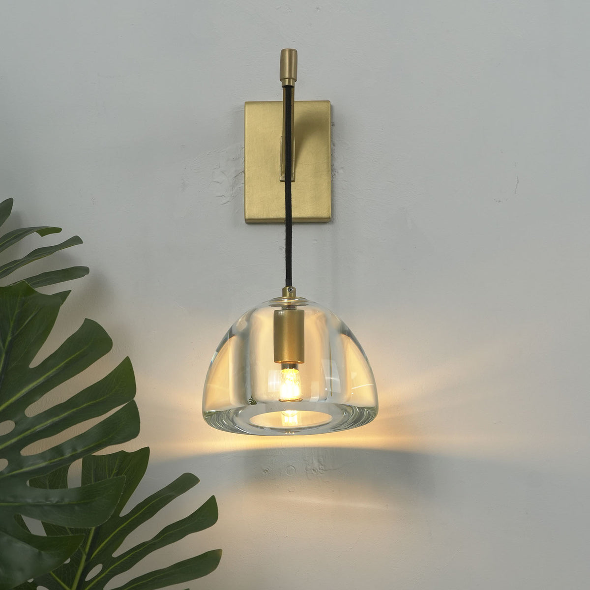 Hemispherical Brass Wall Lamp - view 8 | Metavaya