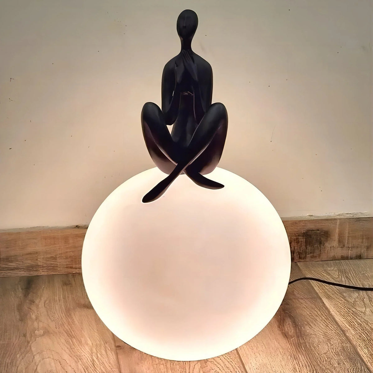 Metavaya Table lamp Statue Deco Table Lamp - B