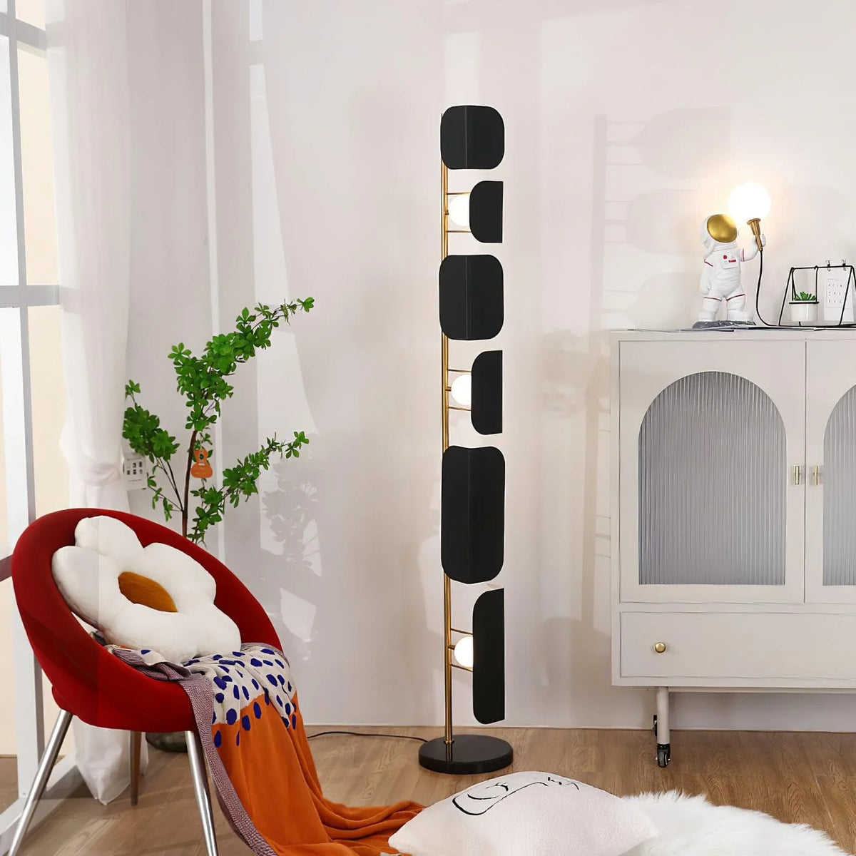 Metavaya Floor lamp Dia 30cm x H 173cm / ∅ 11.8″ x H 68.1″ / Black & Gold / US Plug Leagan Floor Lamp 662668849065 M2023122901-1 Ligen Floor Lamp | Discount Sale