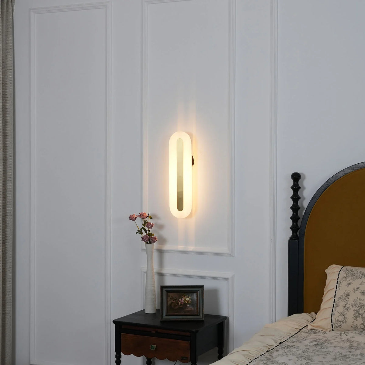 Marble Rounded Wall Light - view 4 | Metavaya