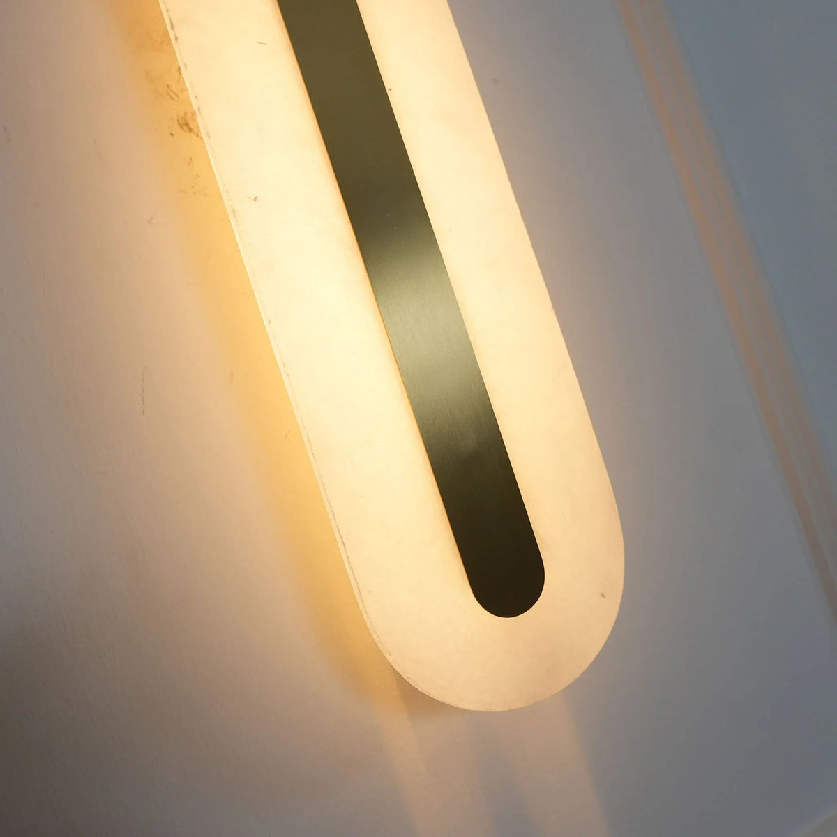 Marble Rounded Wall Light - view 7 | Metavaya