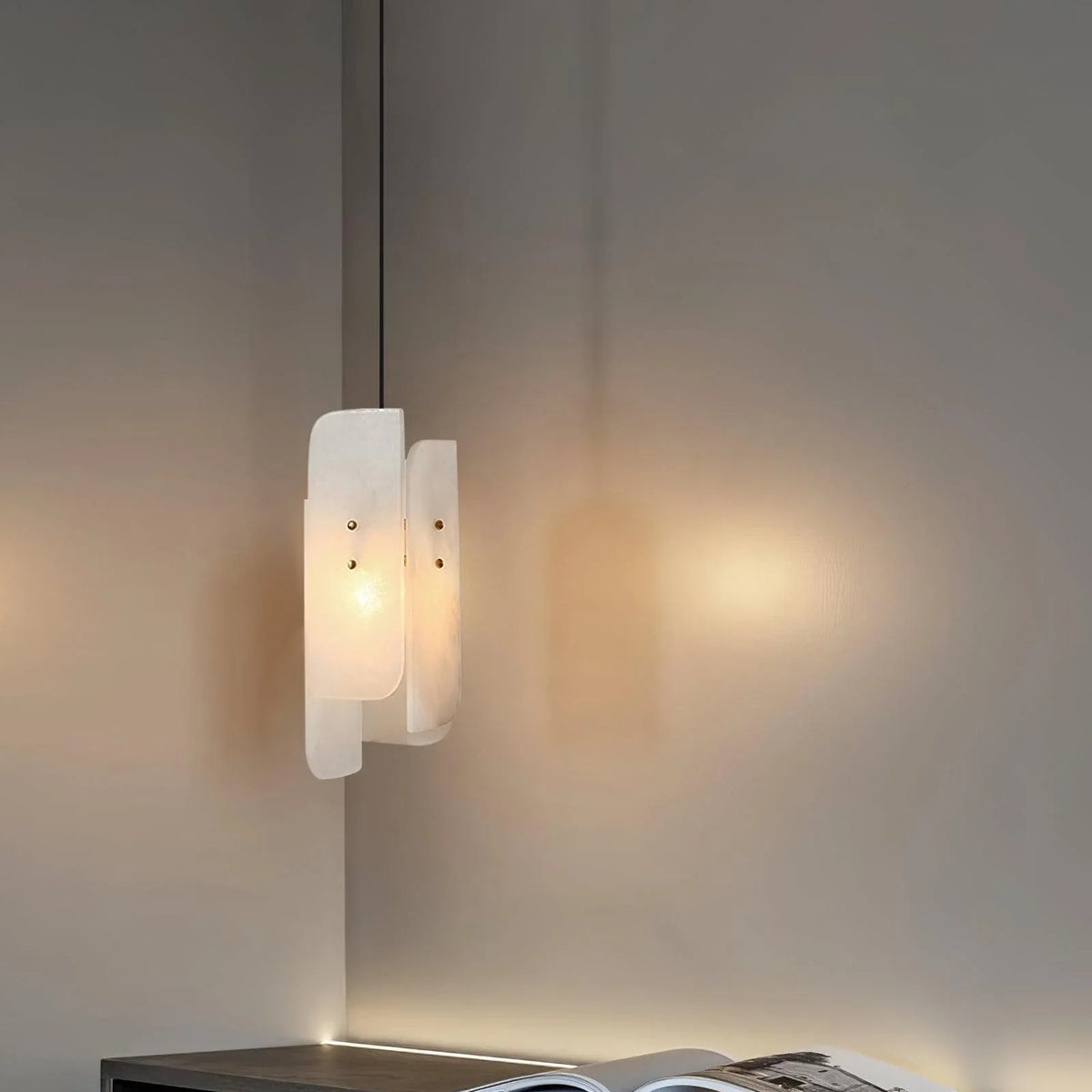Metavaya Pendant light Dia 15cm x H 40cm / ∅ 5.9″ x H 15.7″ / White Megalith mini-hanglamp 6938617813246 M2023110704-1