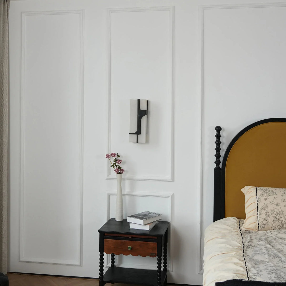 Ariel Wall Light - view 4 | Metavaya