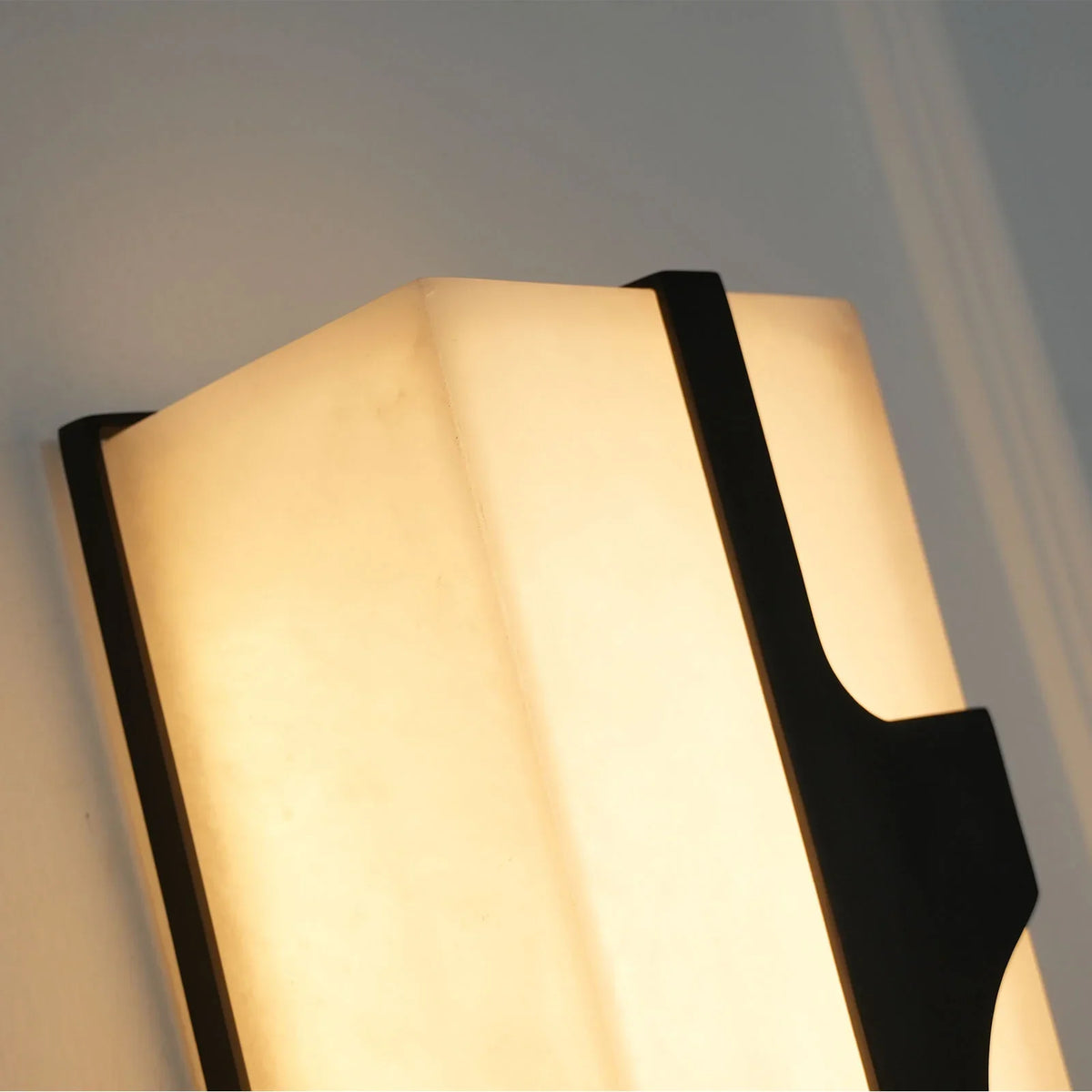 Ariel Wall Light - view 9 | Metavaya