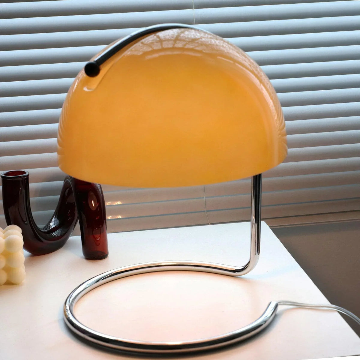 Metavaya Table lamp Dia 22cm x H 28cm / ∅ 11″ x H 19.7″ / Orange / US plug Pierre Table Lamp 6938617811907 M2023110403-5