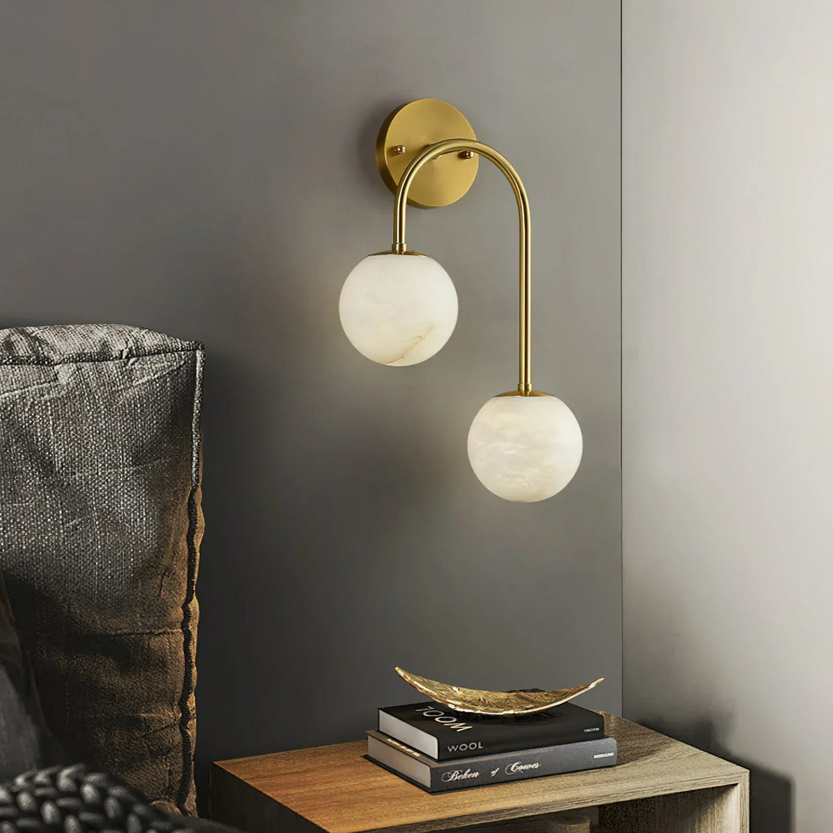 Pietro Alabaster Wall Lamp - view 2 | Metavaya