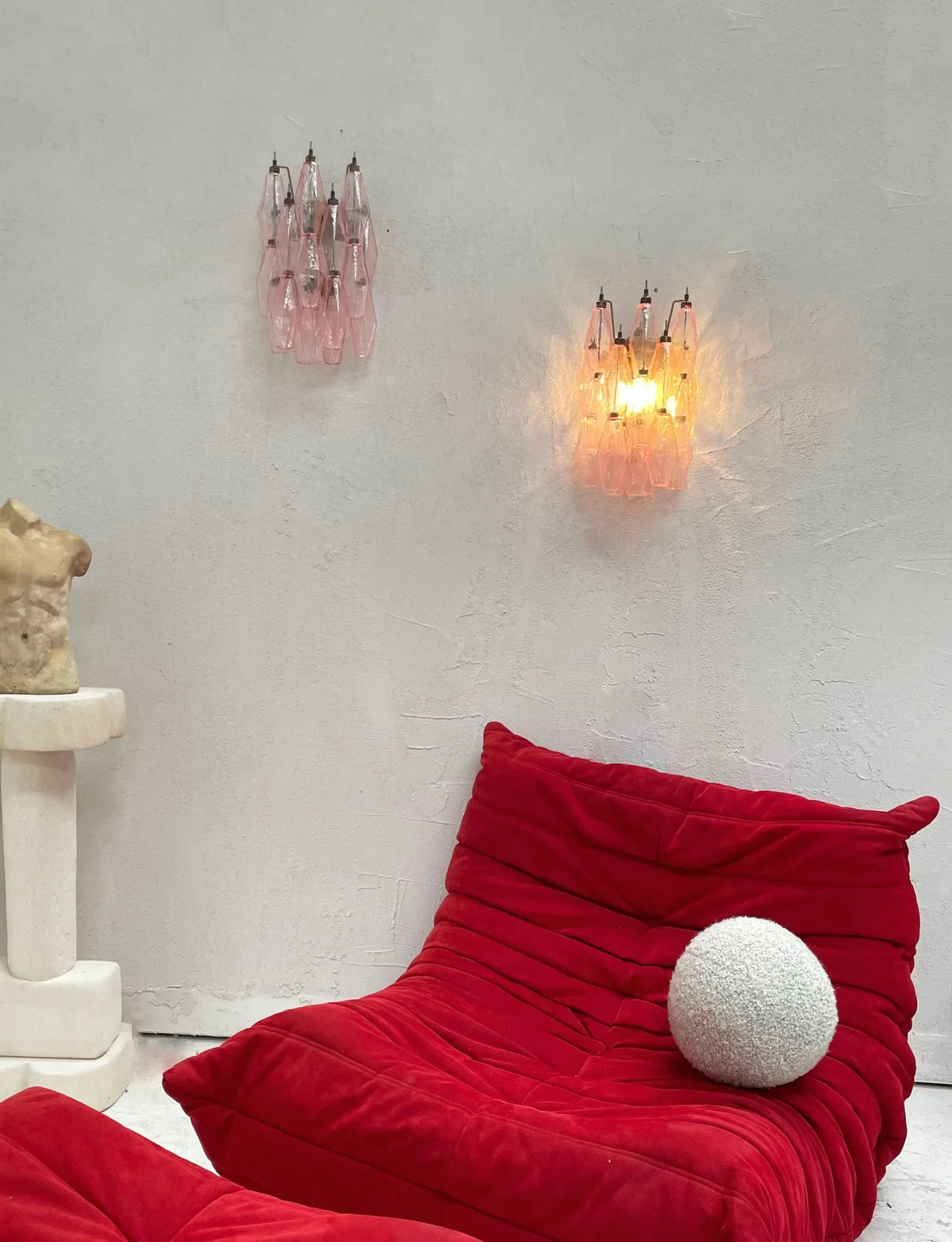 Poliedri Pink Wall Lamp - view 4 | Metavaya