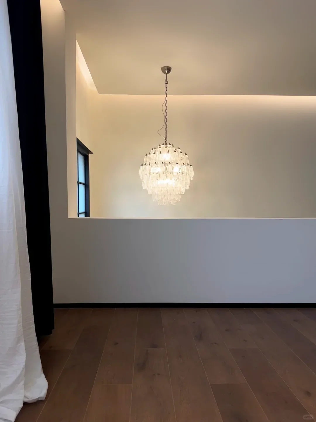Round Faceted Transparent Chandelier - view 6 | Metavaya